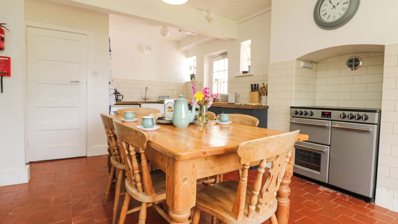 Photo of Others in Gillan