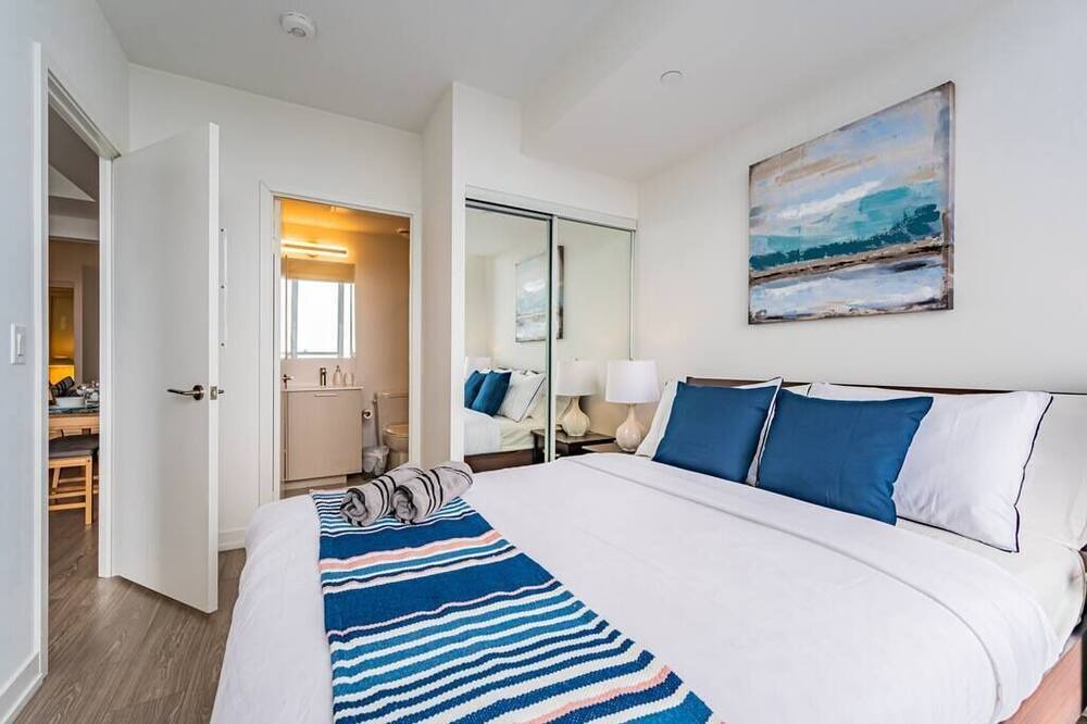 Photo of Others in King West Village