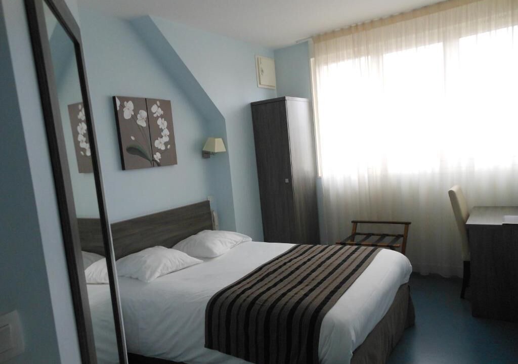 Photo of Bedroom in Chateauneuf-sur-Loire