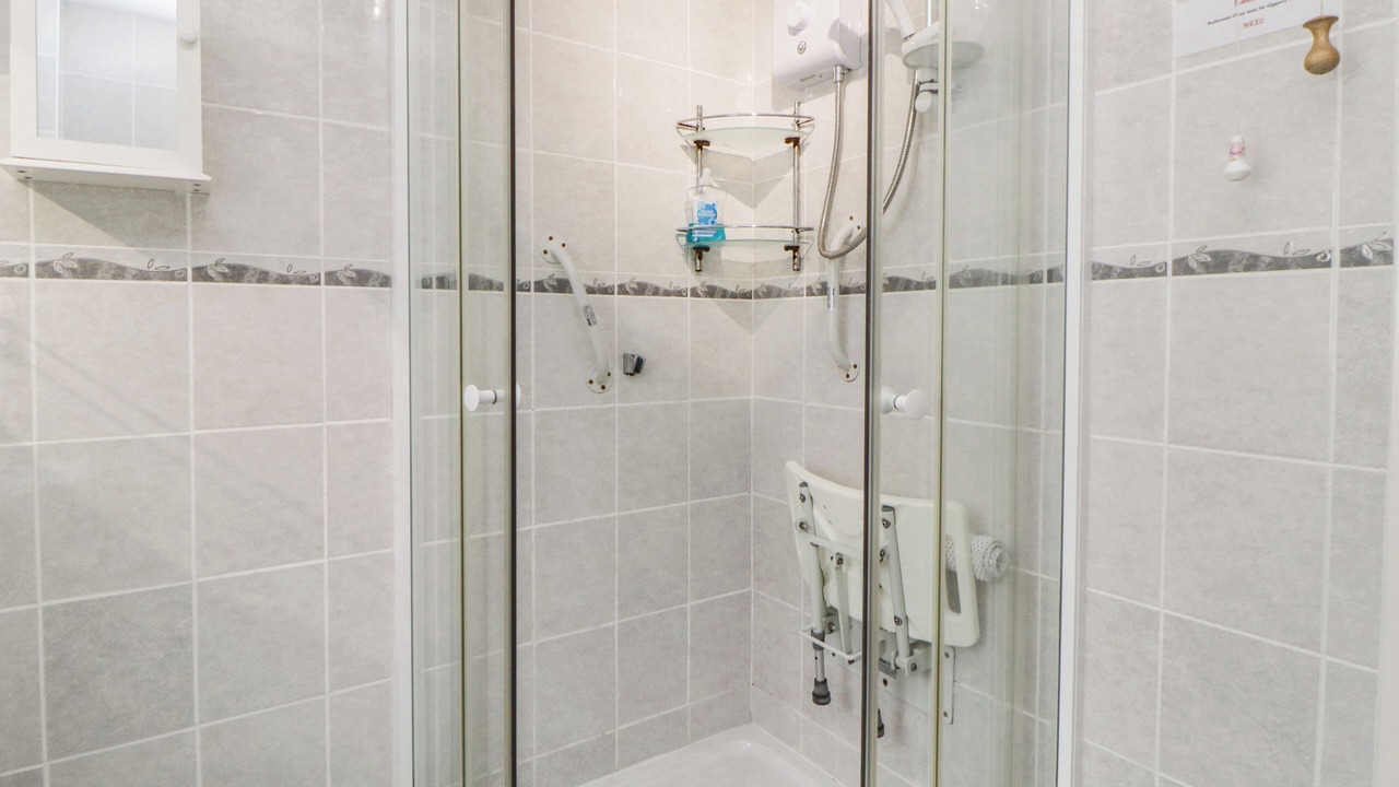 Photo of Bathroom in Liskeard