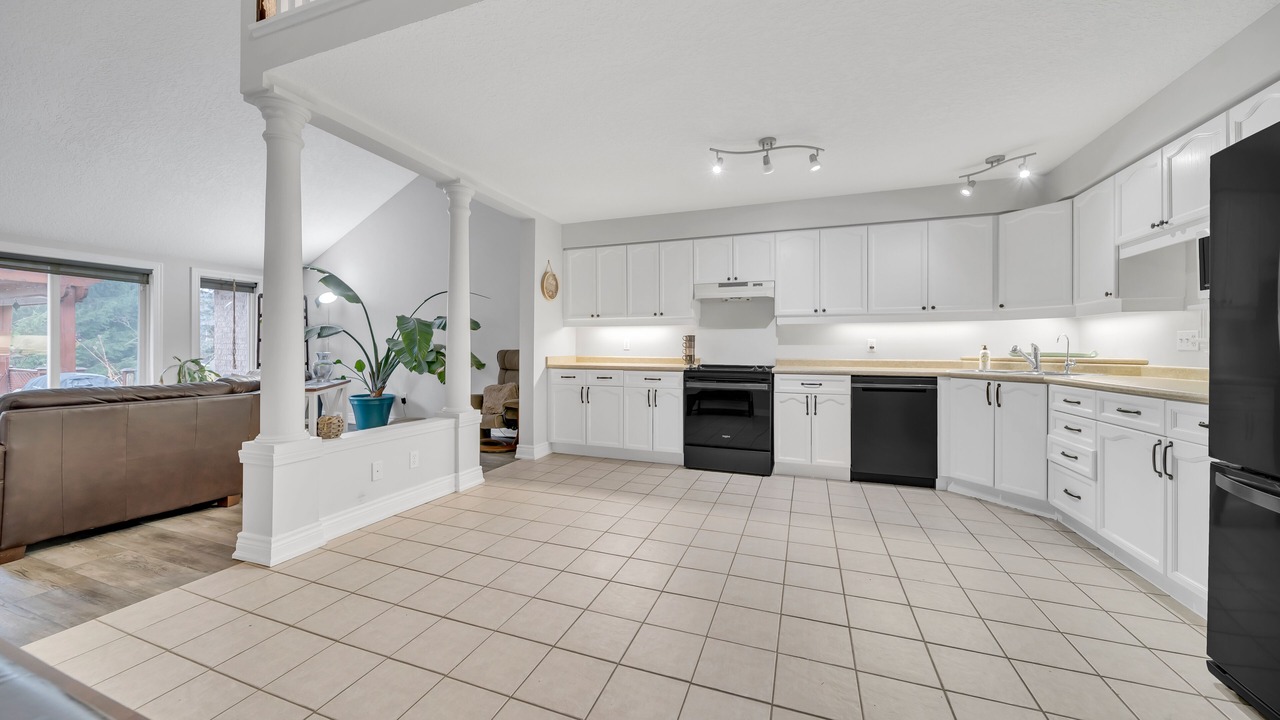 Photo of Kitchen in Elora