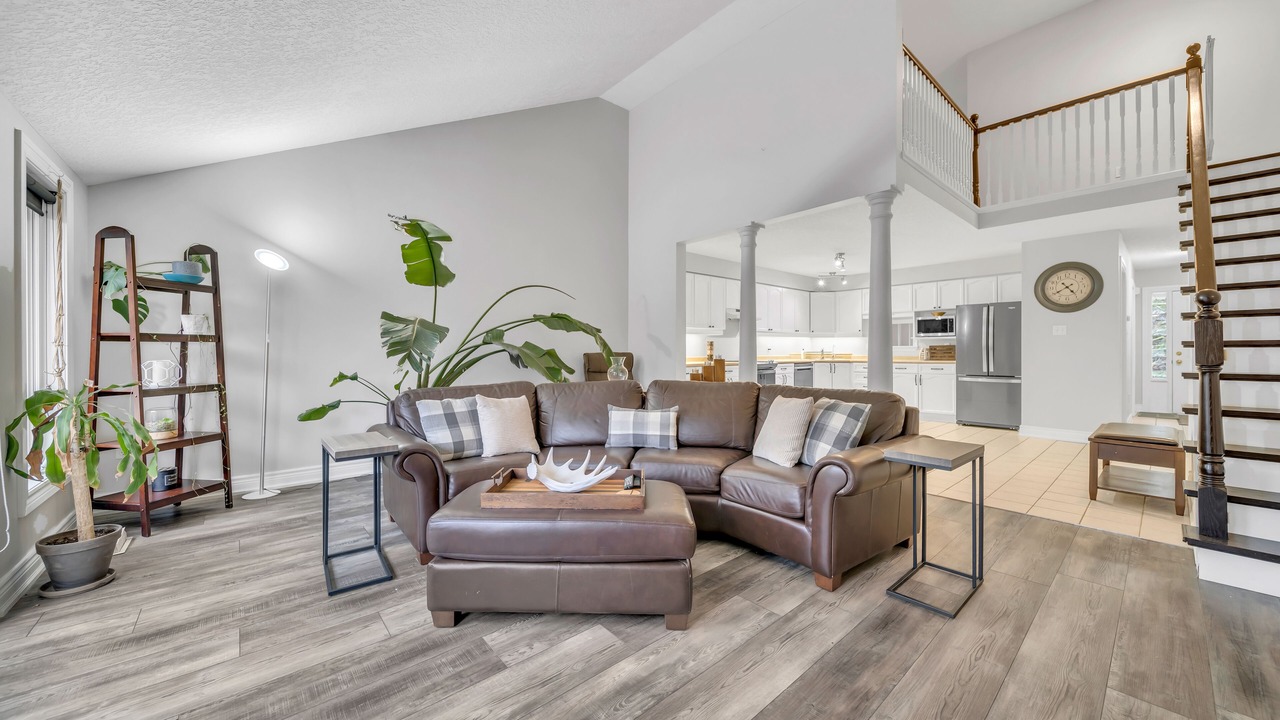 Photo of Livingroom in Elora