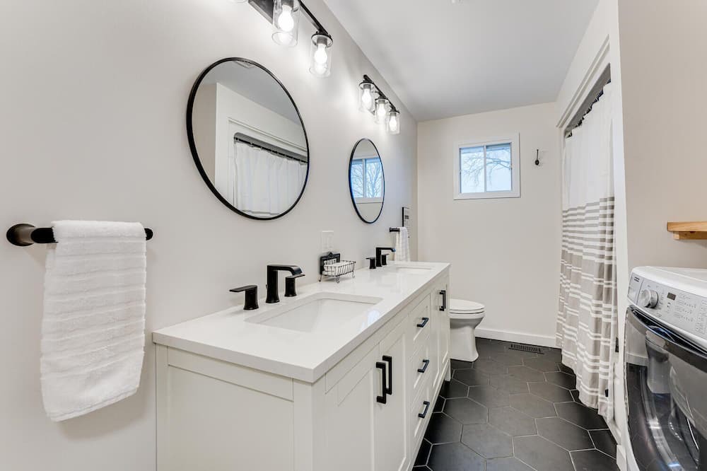 Photo of Bathroom in Kawartha Lakes