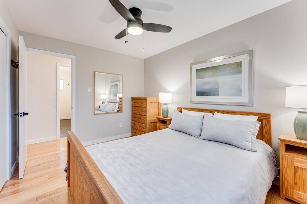 Photo of Bedroom in Kawartha Lakes