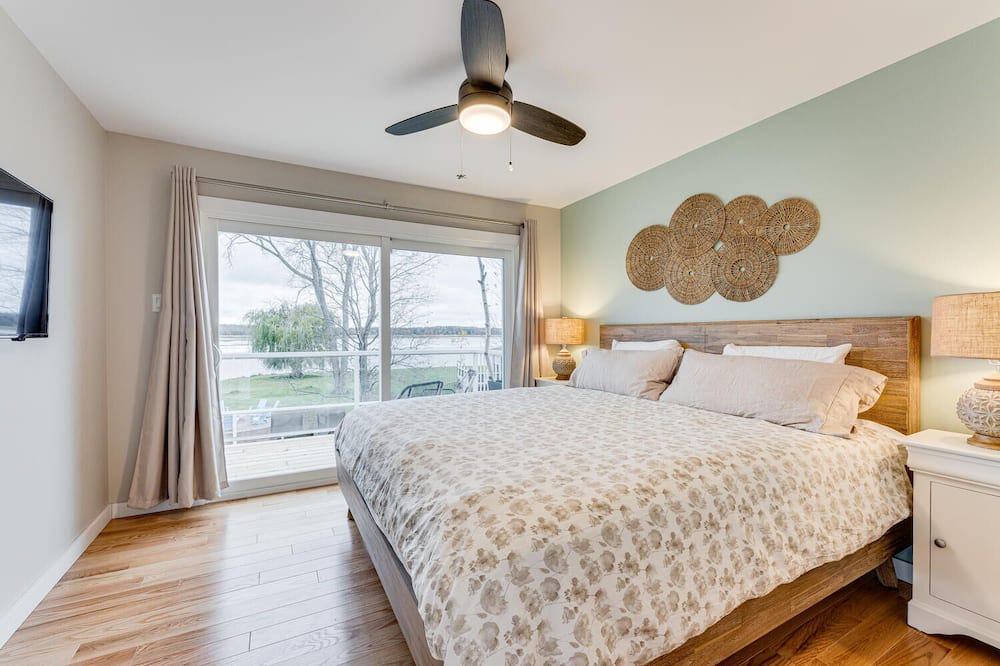 Photo of Bedroom in Kawartha Lakes