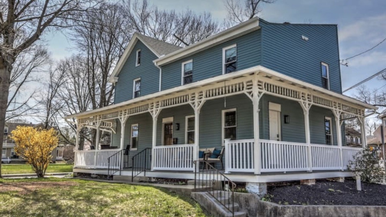 Photo of Outdoor in Mount Joy