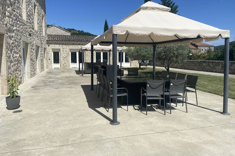 Photo of Outdoor in Saint-Fortunat-sur-Eyrieux