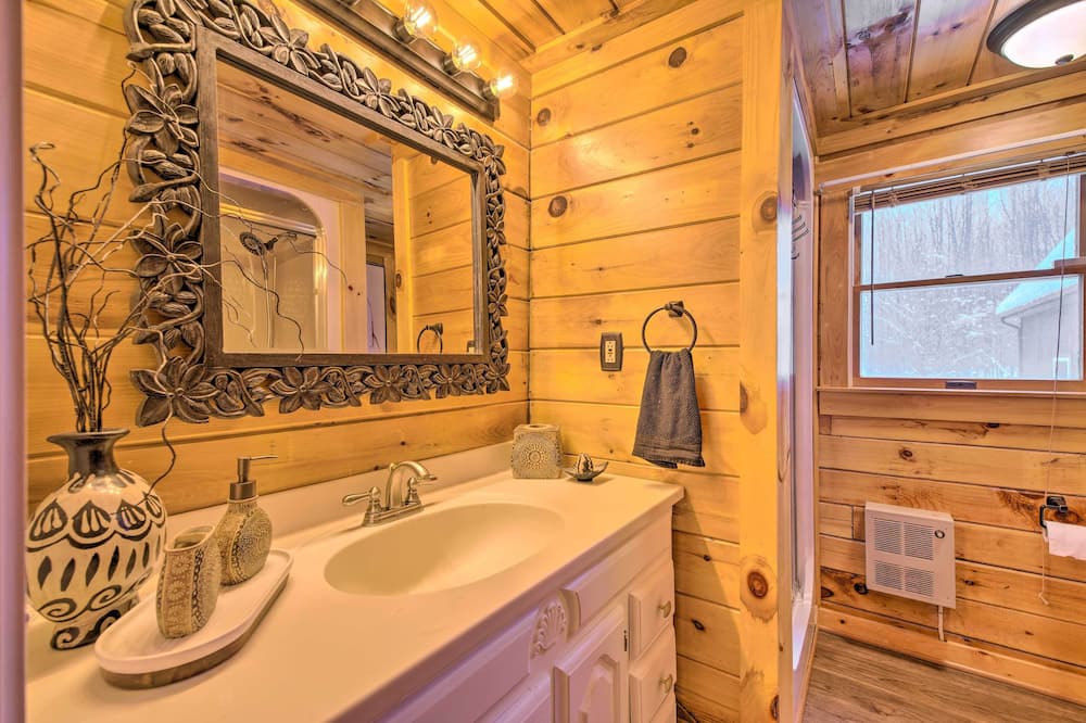 Photo of Bathroom in South New Berlin