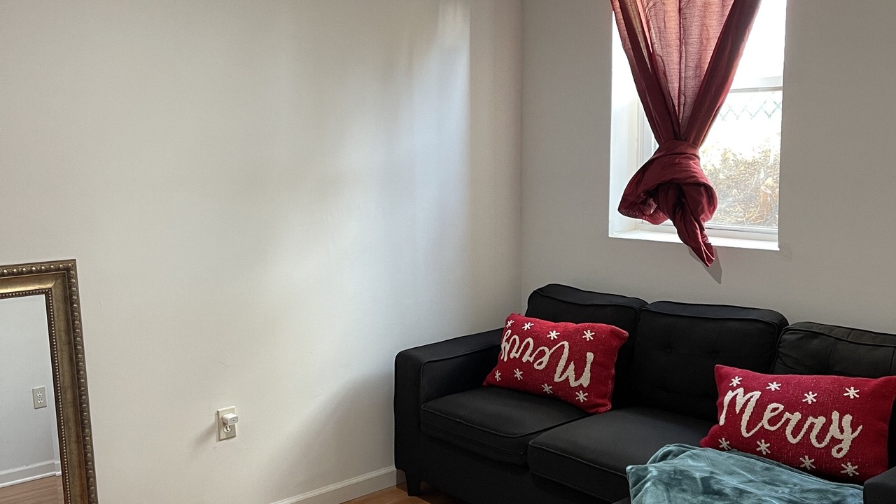 Photo of Livingroom in Huntington Station