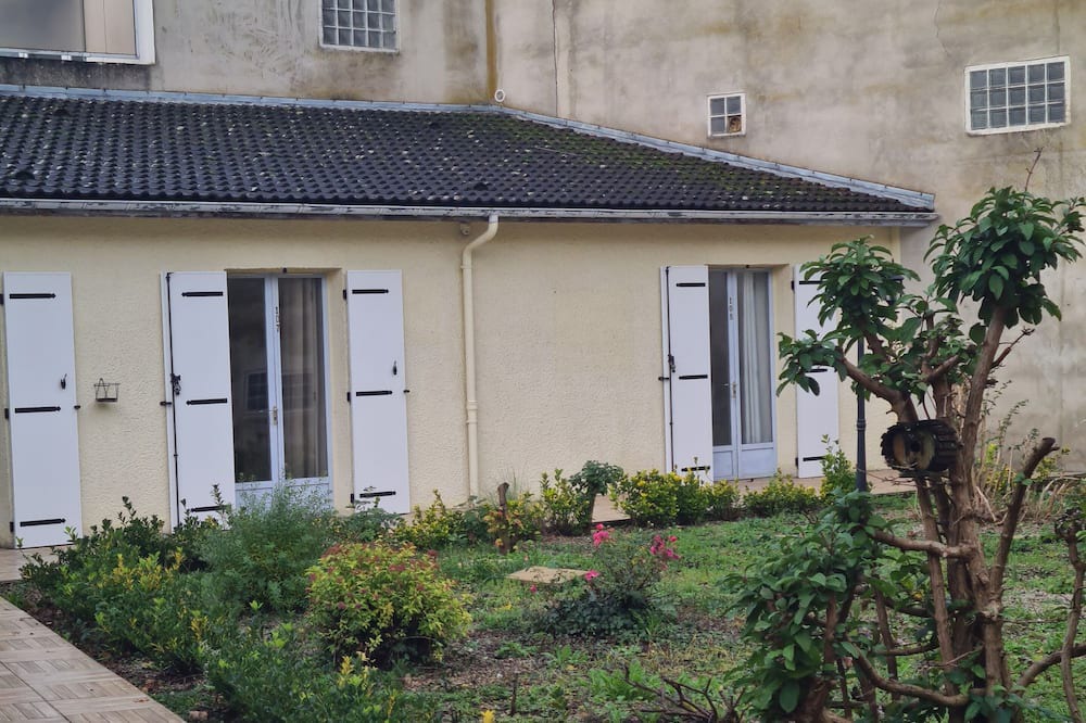 Photo of Patio Balcony in Saint-Pol-sur-Ternoise