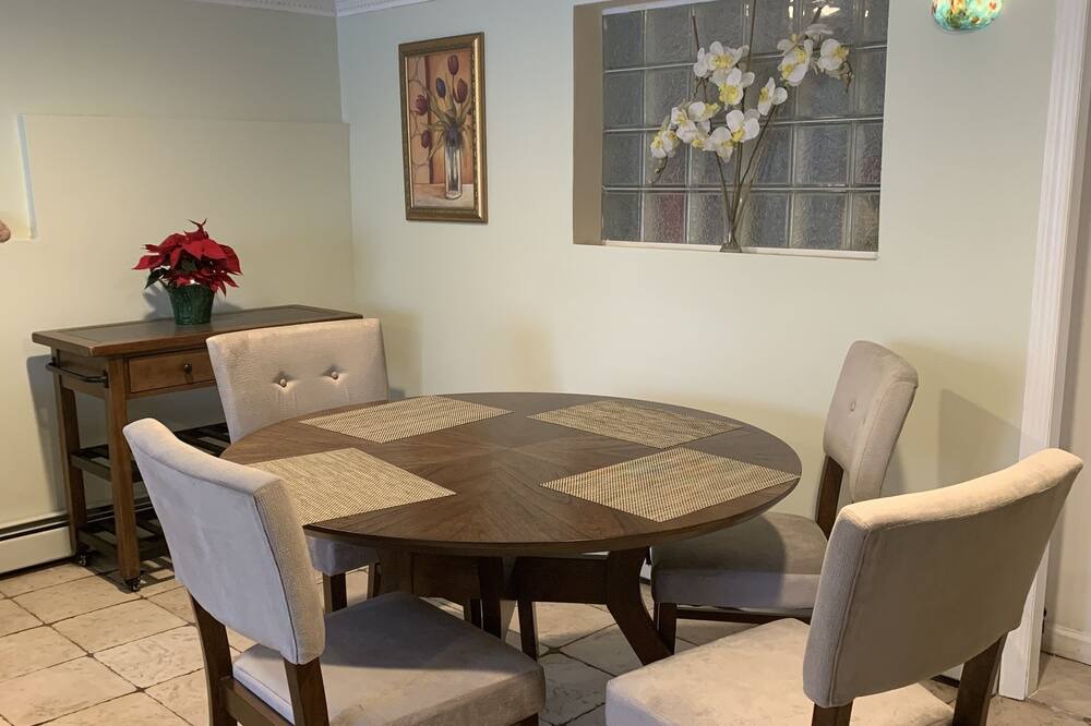 Photo of Others in Tappan