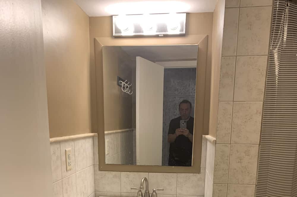 Photo of Bathroom in Tappan