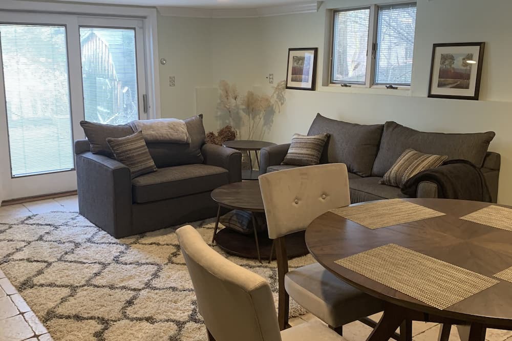 Photo of Others in Tappan