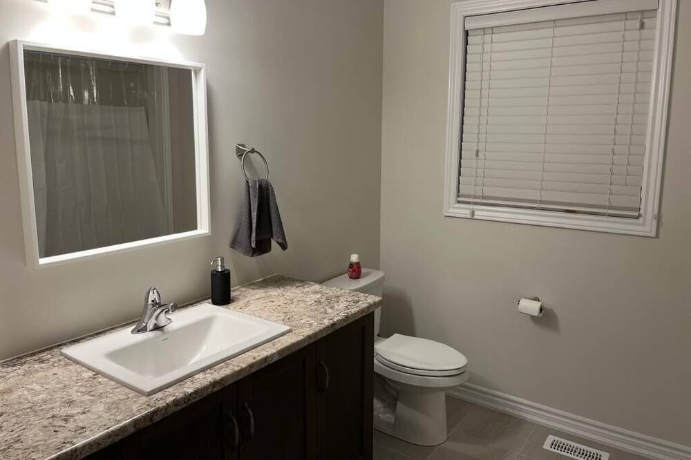 Photo of Bathroom in Welland