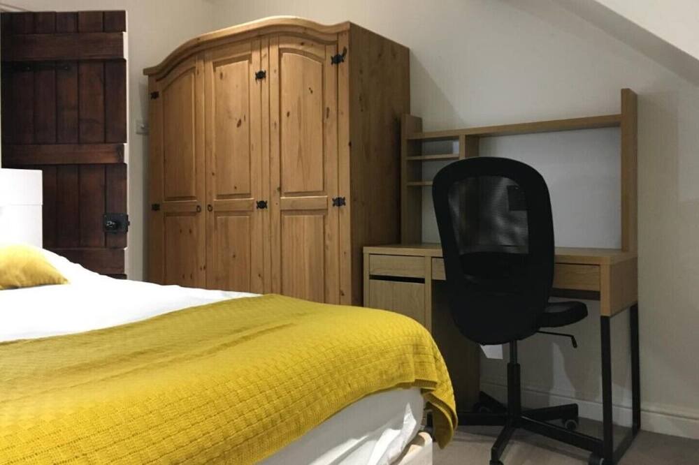 Photo of Bedroom in Worksop