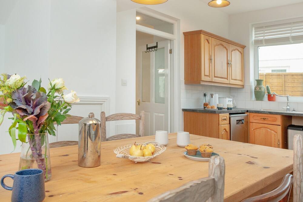 Photo of Kitchen in Portreath