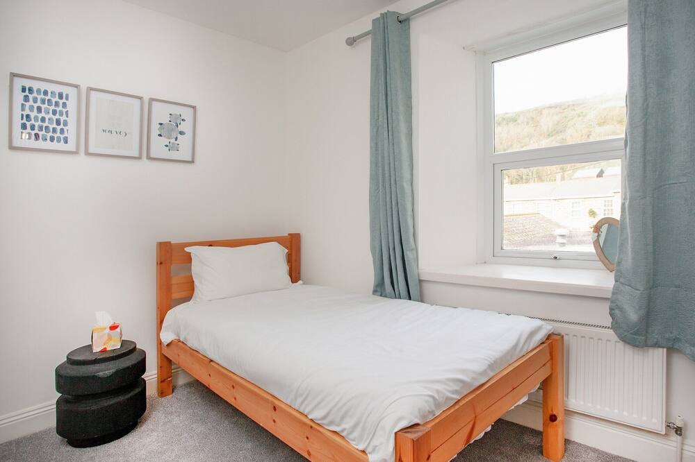 Photo of Bedroom in Portreath
