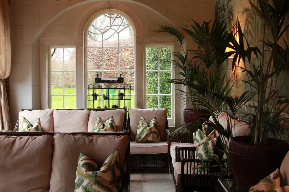 Photo of Others in Cranborne