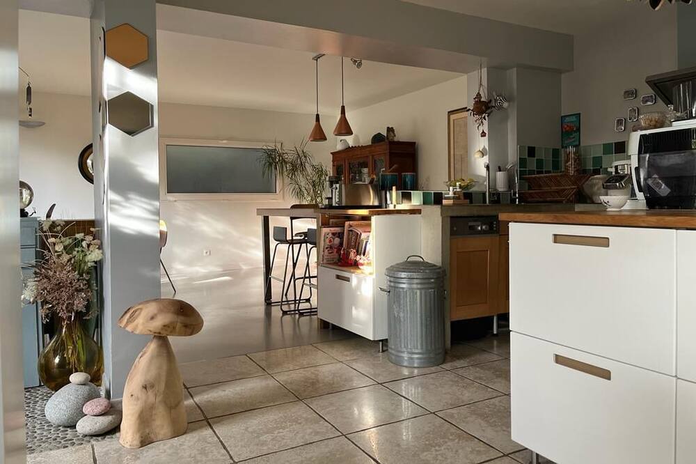Photo of Kitchen in Hopitaux-Facultes