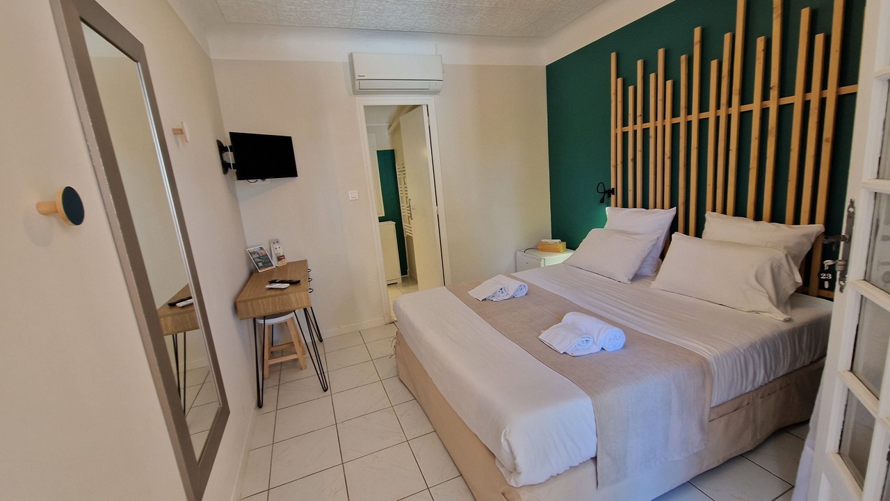 Photo of Bedroom in Saint-Aygulf