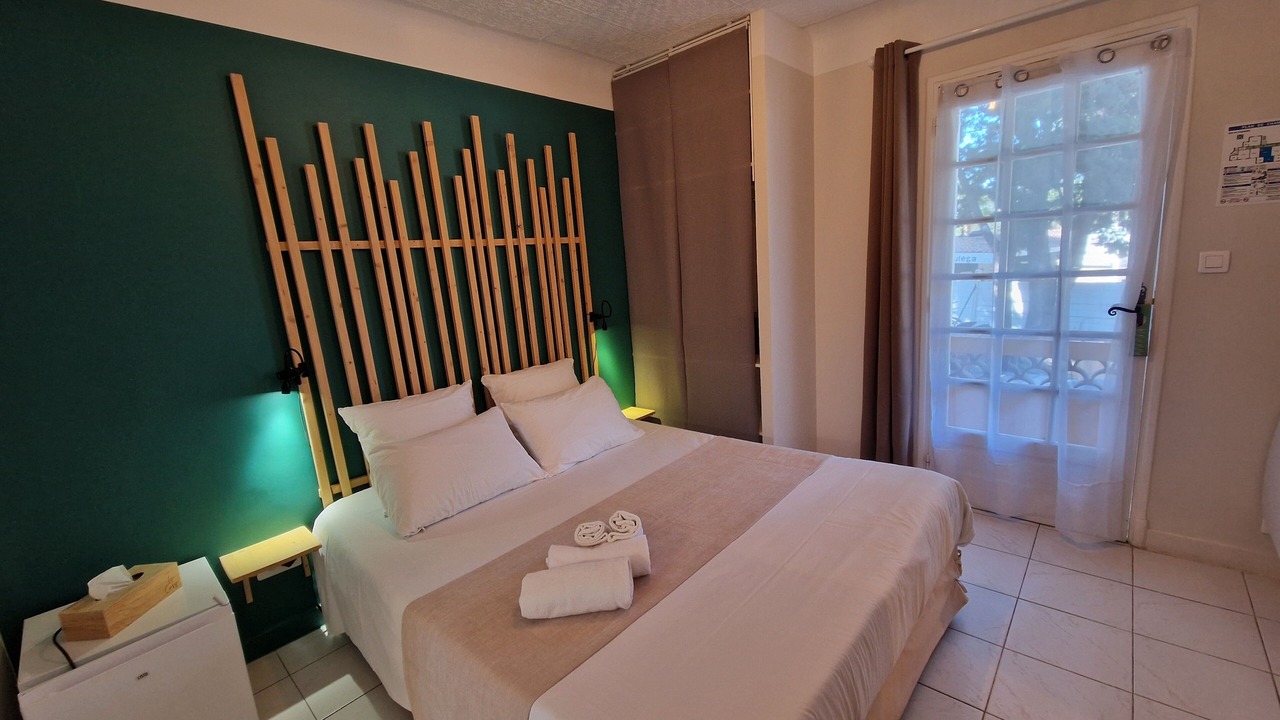 Photo of Bedroom in Saint-Aygulf