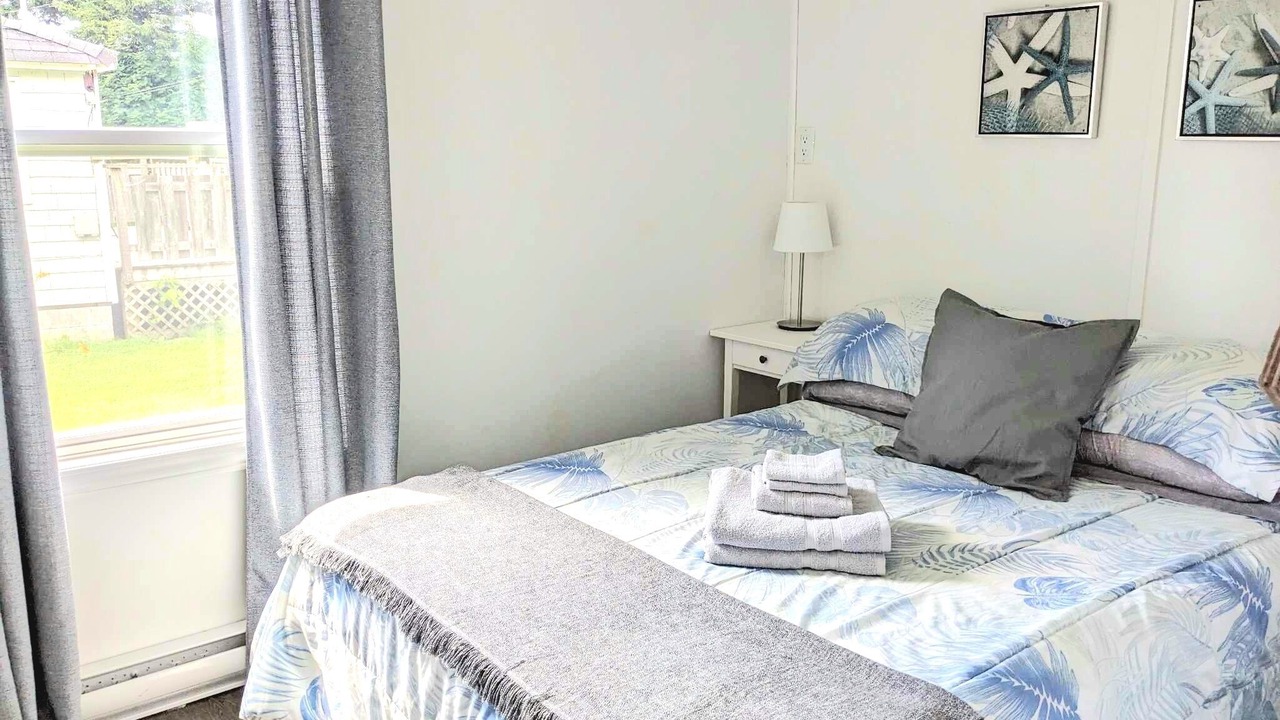 Photo of Bedroom in Pointe-du-Chene