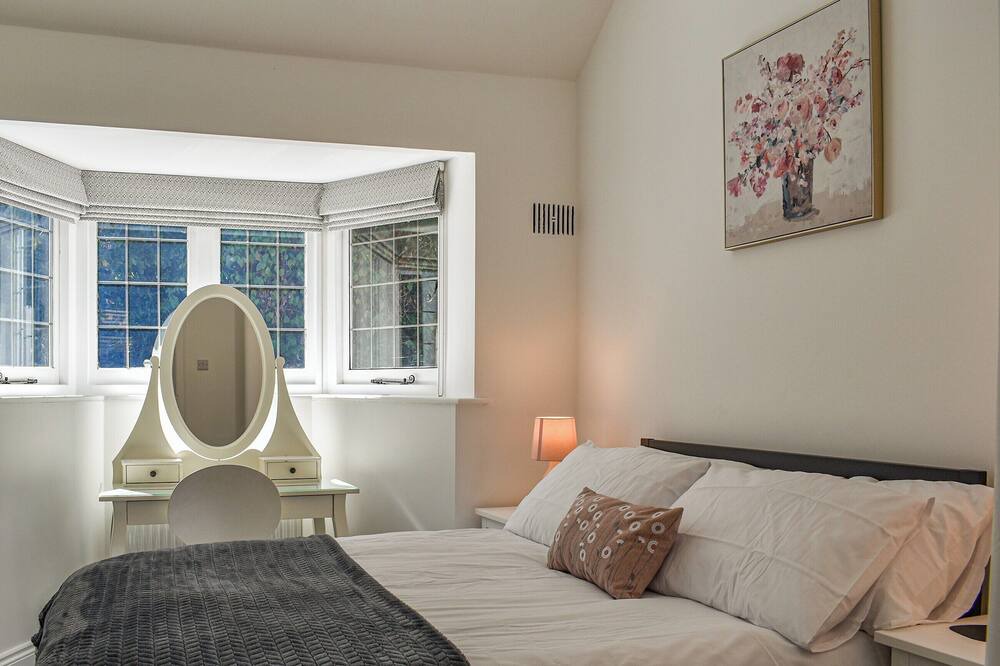 Photo of Bedroom in Highcliffe-on-Sea