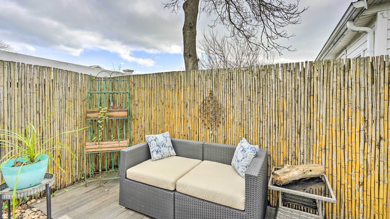 Photo of Outdoor in Wall