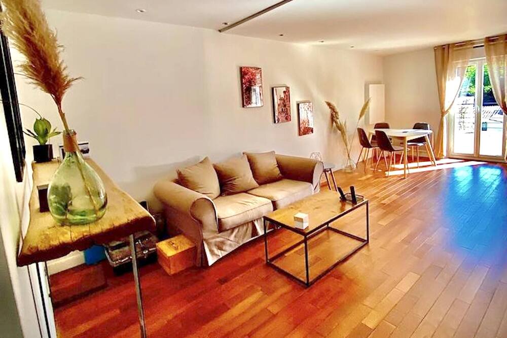 Photo of Livingroom in Nemours