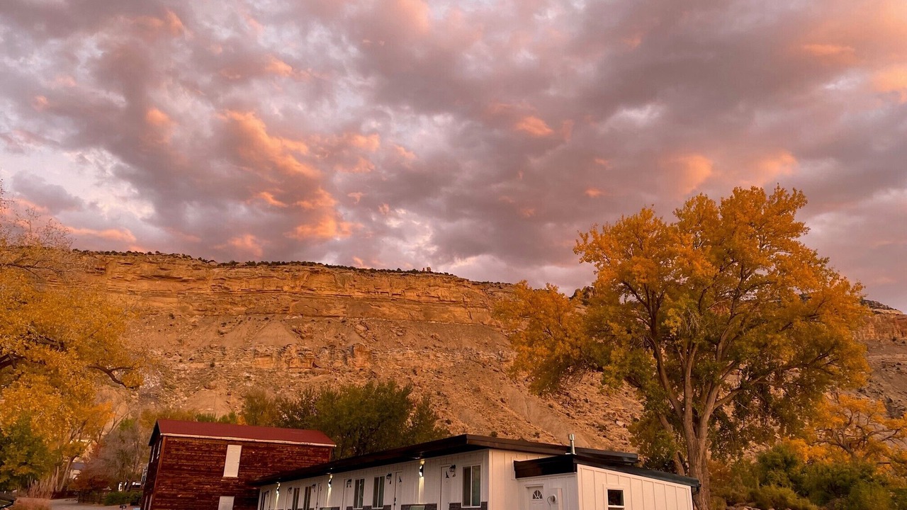 Photo of Others in Palisade