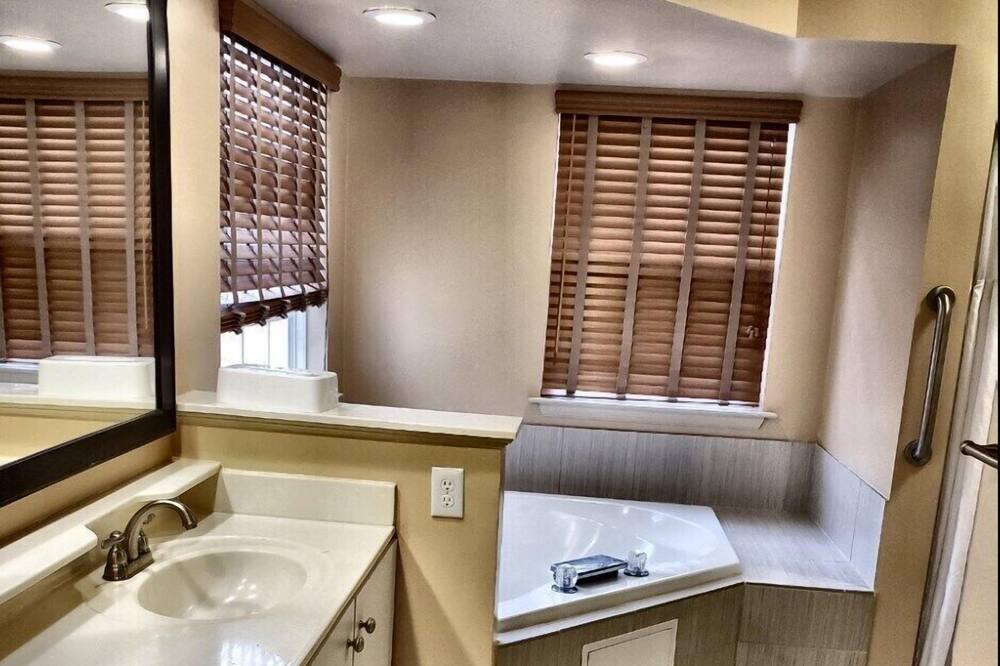Photo of Bathroom in Berkeley