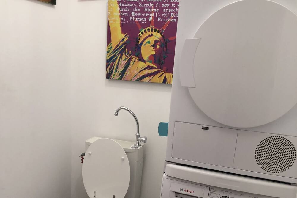 Photo of Bathroom in Chanot - Stade Velodrome