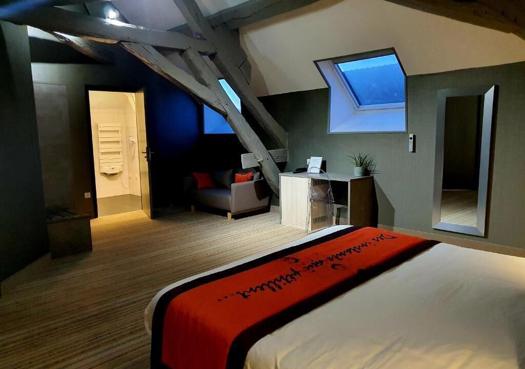 Photo of Bedroom in Loches-sur-Ource