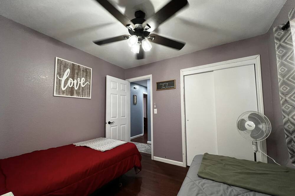 Photo of Bedroom in Sublette