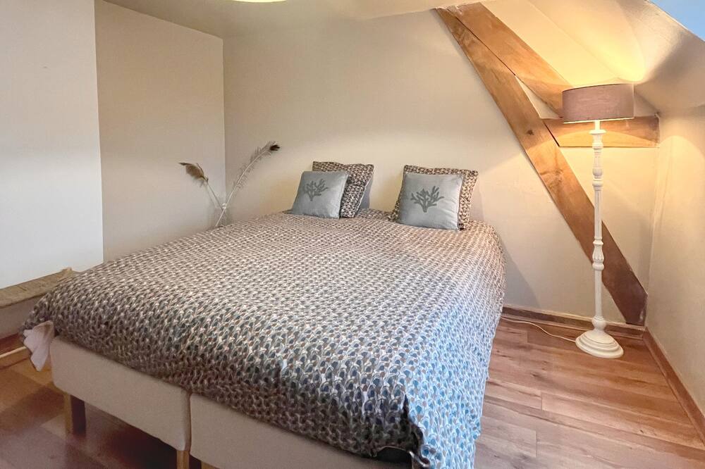 Photo of Bedroom in Tavant