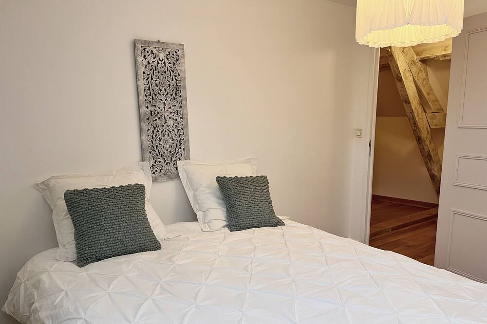 Photo of Bedroom in Tavant