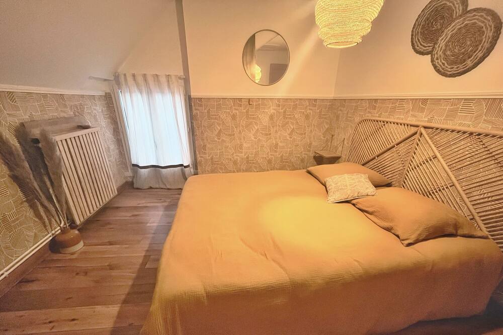 Photo of Bedroom in Tavant