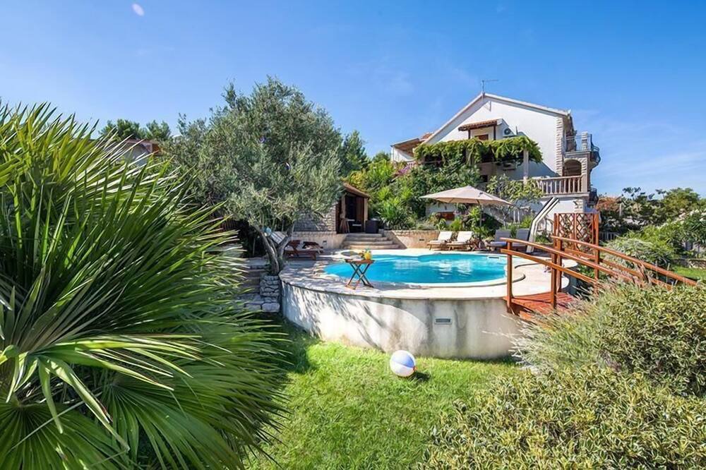 Photo of Outdoor in Businci