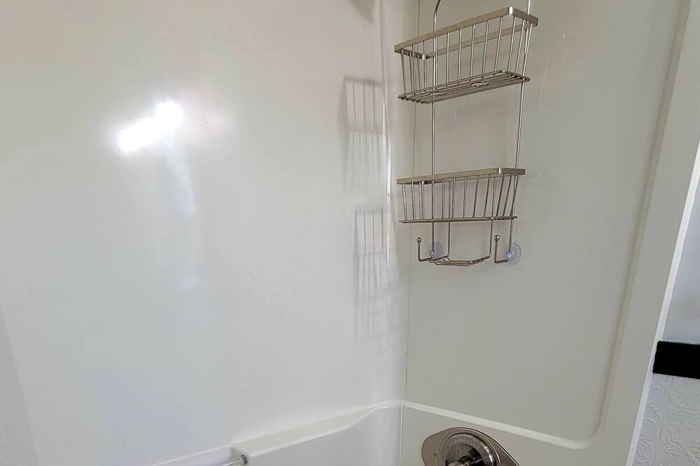 Photo of Bathroom in Martinez