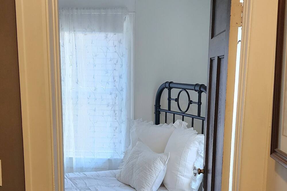 Photo of Bedroom in West Irondequoit