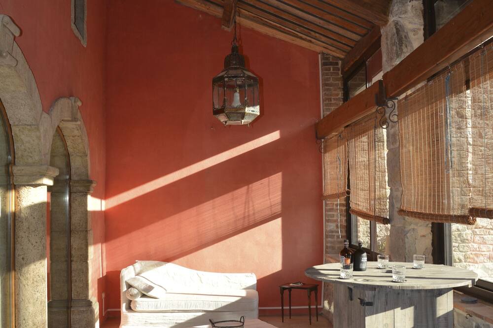 Photo of Outdoor in Courry