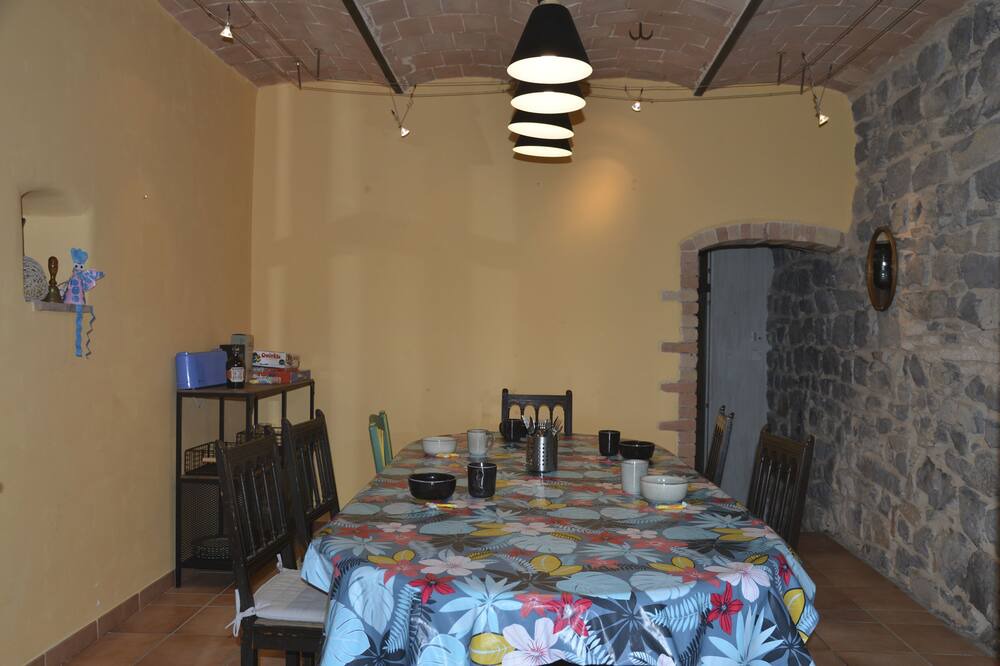 Photo of Others in Courry