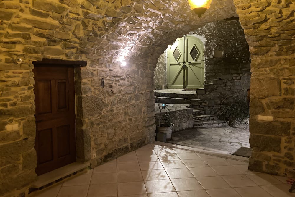 Photo of Others in Courry