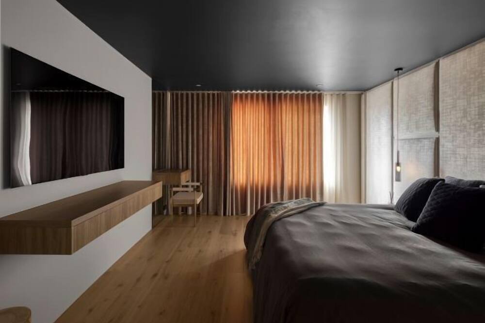 Photo of Bedroom in Burleigh Heads