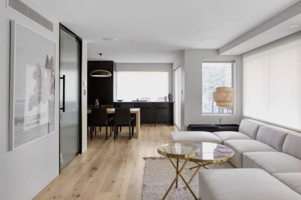 Photo of Others in Burleigh Heads