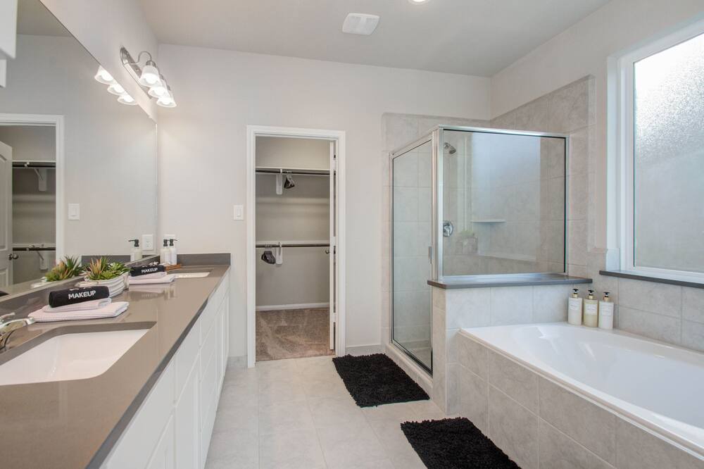 Photo of Bathroom in Klein