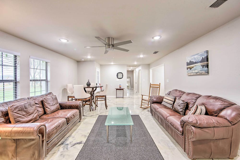 Photo of Bedroom in Tyler