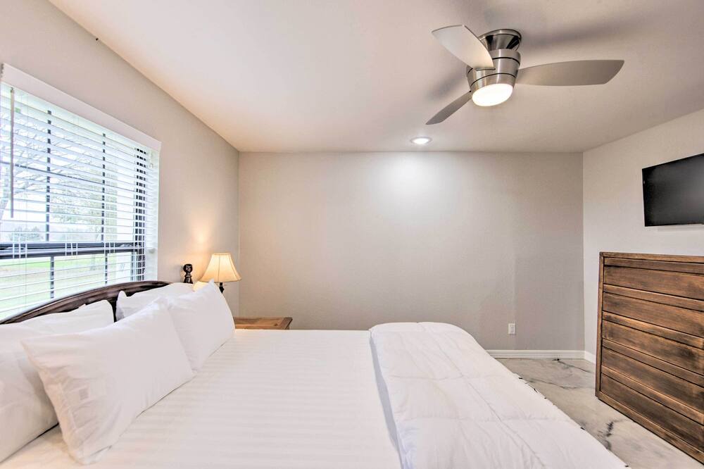 Photo of Bedroom in Tyler