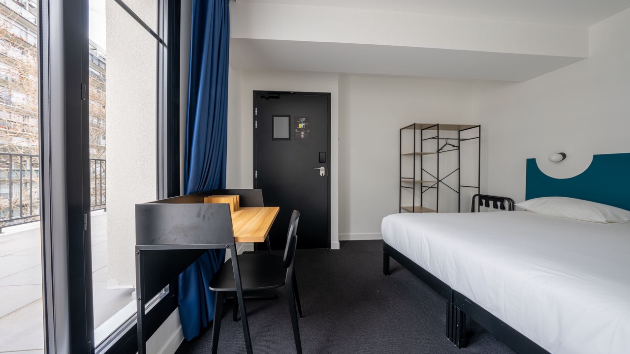 Photo of Others in Quartier des Grandes-Carrieres