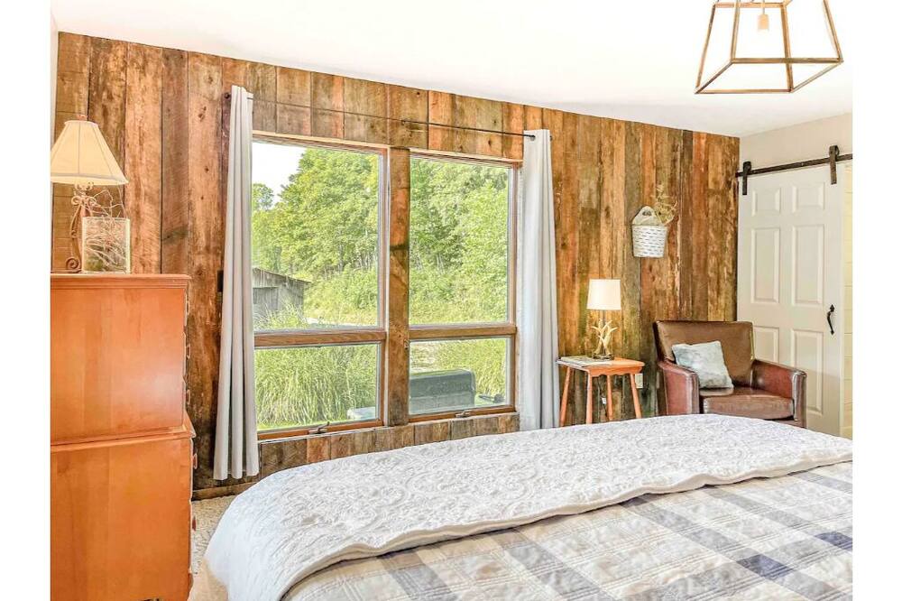 Photo of Bedroom in Bentonville